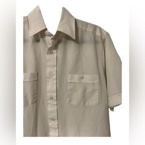 VTG. Idle time Button Down Shirt. Size M.